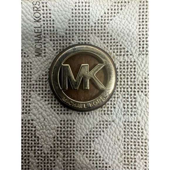 Michael Kors Fulton Vanilla Signature Large Zip Clutch Wristlet Purse See Notes - Picture 9 of 16